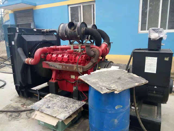 君山关于柴油发电机组水箱污垢的产生与清理