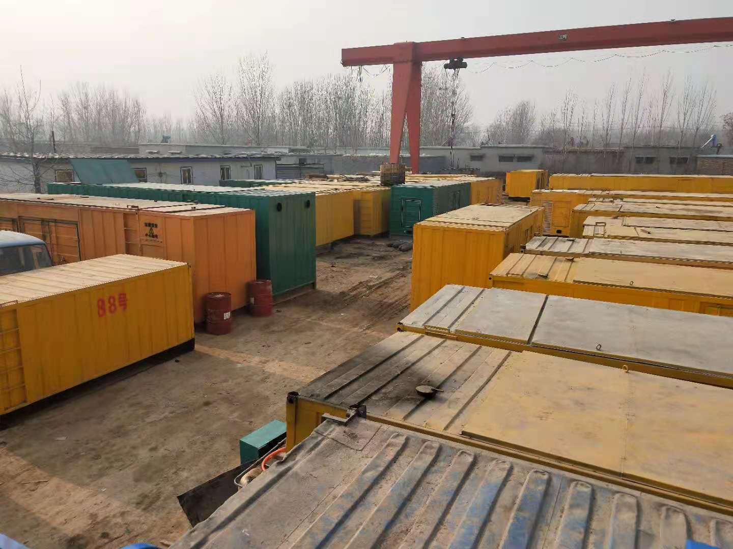 君山租赁发电机-灰尘、风沙对柴油发电机组造成哪些不良影响？