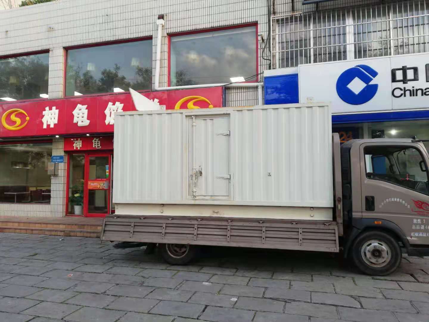 君山出租发电机-柴油发电机组错误的启动方式