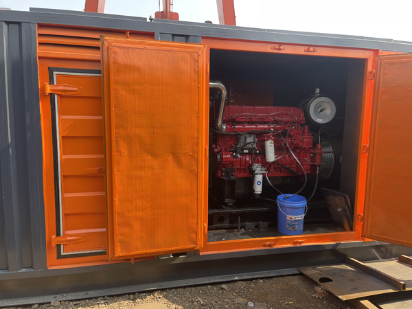 君山哪些因素会影响 200KW 柴油发电机的燃油消耗率？