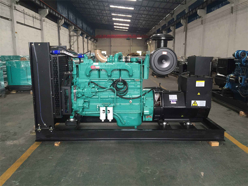 君山在定期保养记录中增加故障及维修记录