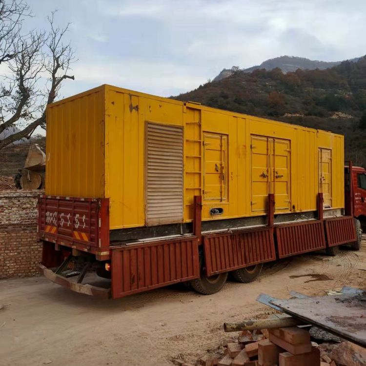 君山200kW 发电机组在带电阻性负载时，输出功率会受到哪些因素的影响？