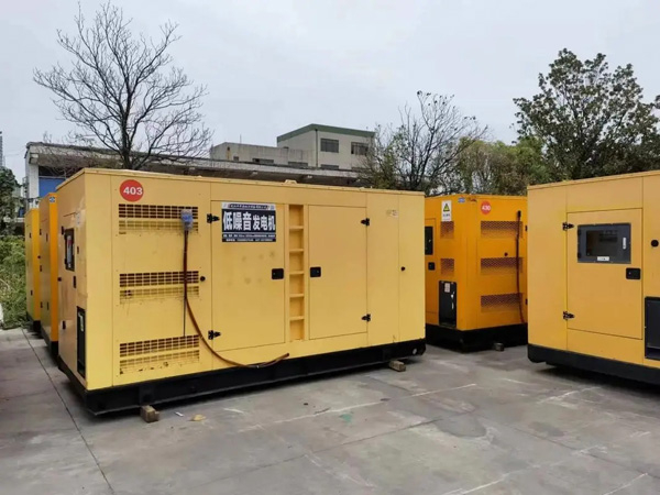 君山干式空气滤清器和湿式空气滤清器有什么区别？