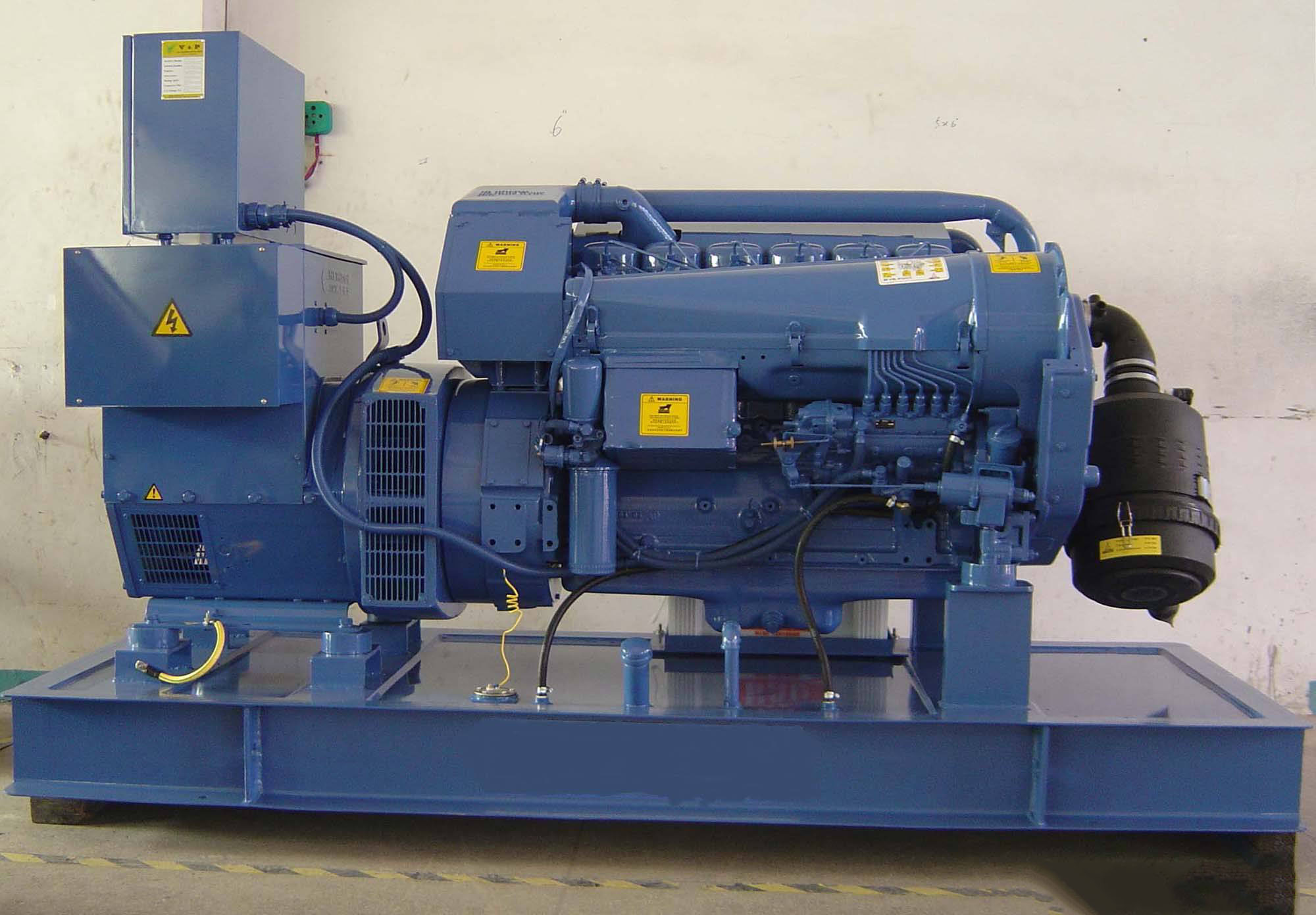 君山汽油发电机组冬季启动前，电瓶需要做哪些检查和维护？